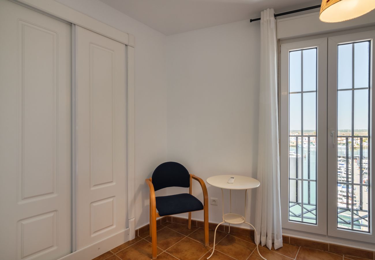 Apartamento en Punta del Moral - Marina IV - Marina Isla Canela PMHIV25P25