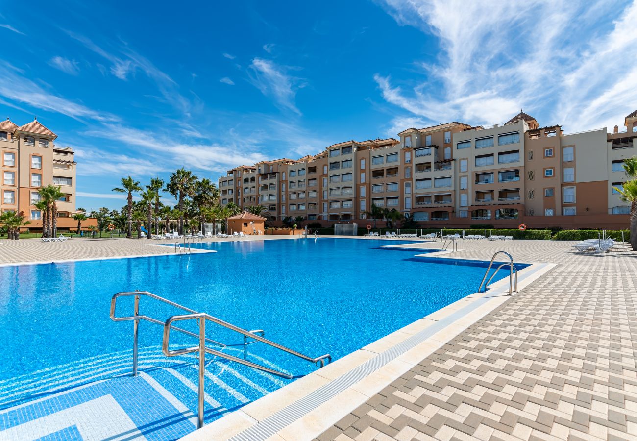 Apartamento en Isla Canela - Las Arenas - Playa de los Haraganes HLHA23P238