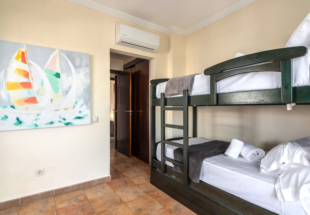 Apartamento en Isla Canela - Los Albatros - Playa de los Haraganes HAHB30P190