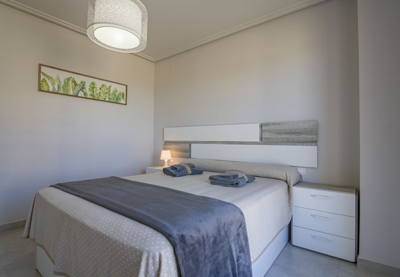 Apartamento en Isla Canela - Las Arenas - Playa de los Haraganes HLHA215P214