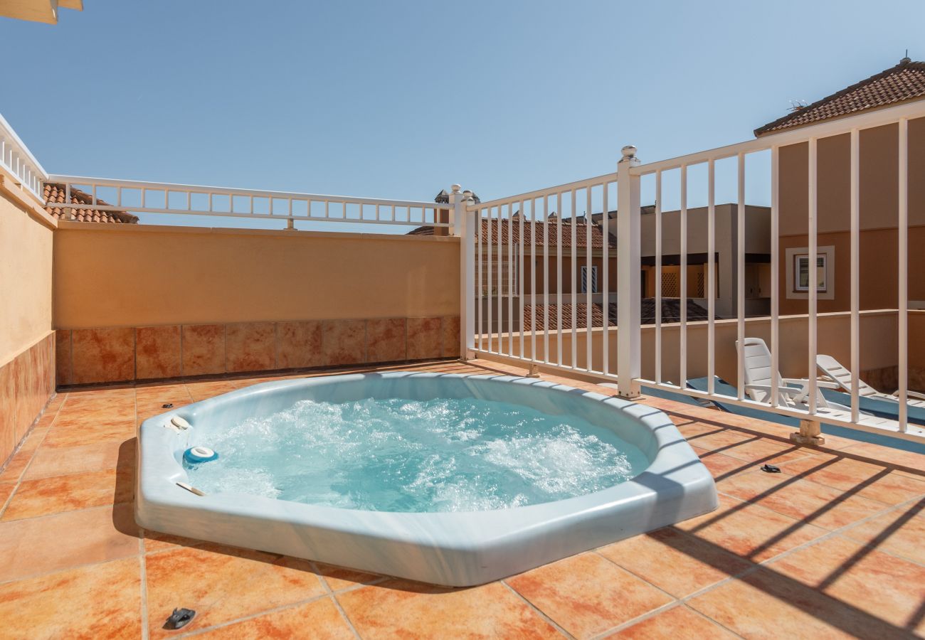 Appartement in Isla Canela - Las Arenas - Haraganes Beach HLHA69P12