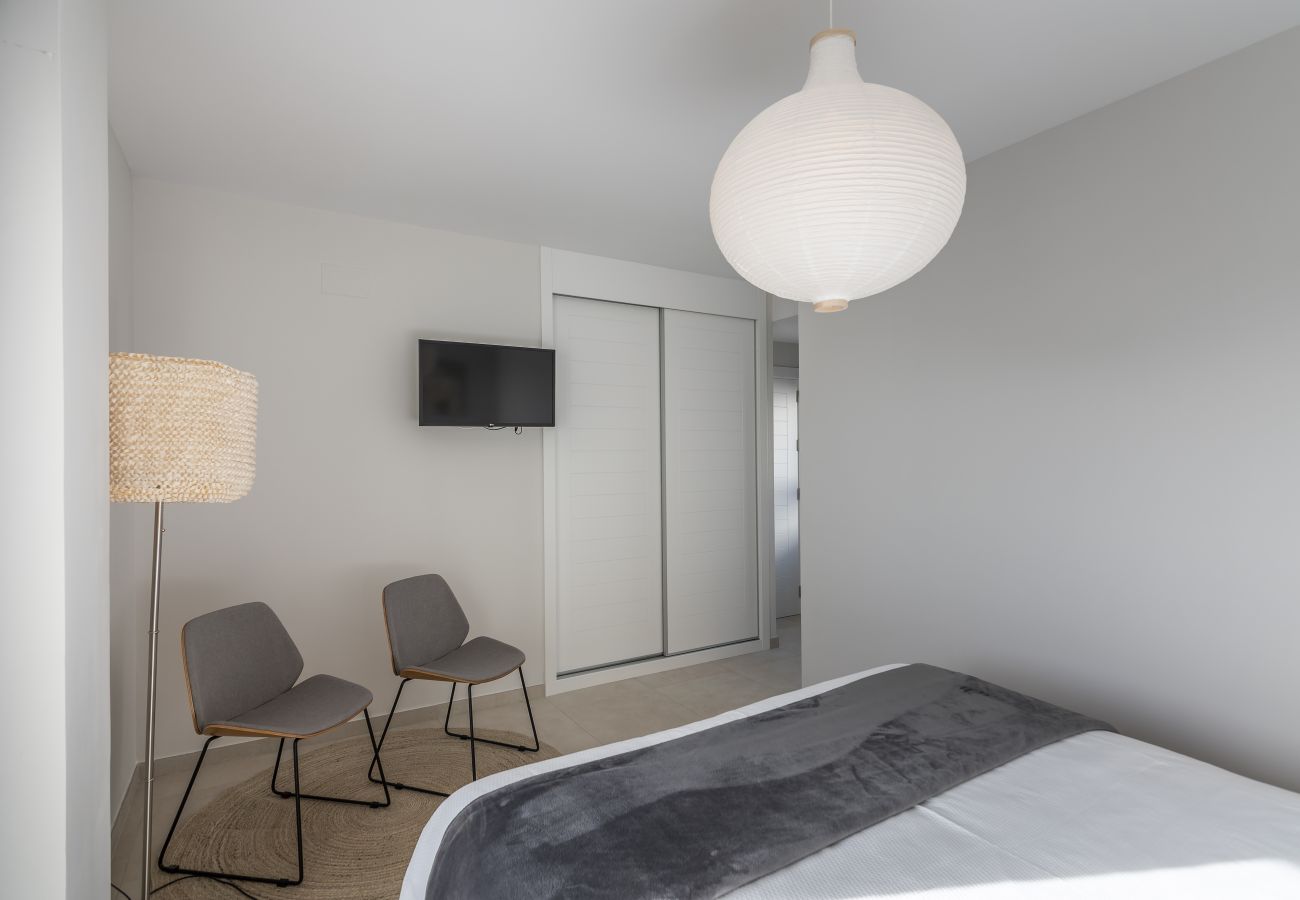 Appartement in Isla Canela - Los Flamencos Penthouse by Ĥ - Haraganes Beach HLHF3502P18