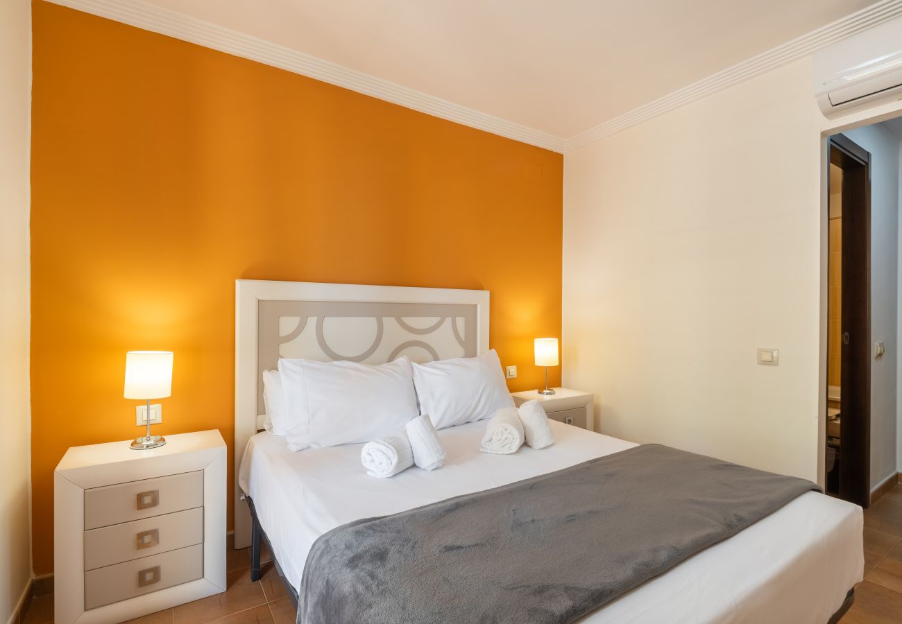 Apartamento em Isla Canela - Las Arenas - Haraganes Beach HLHA12P272