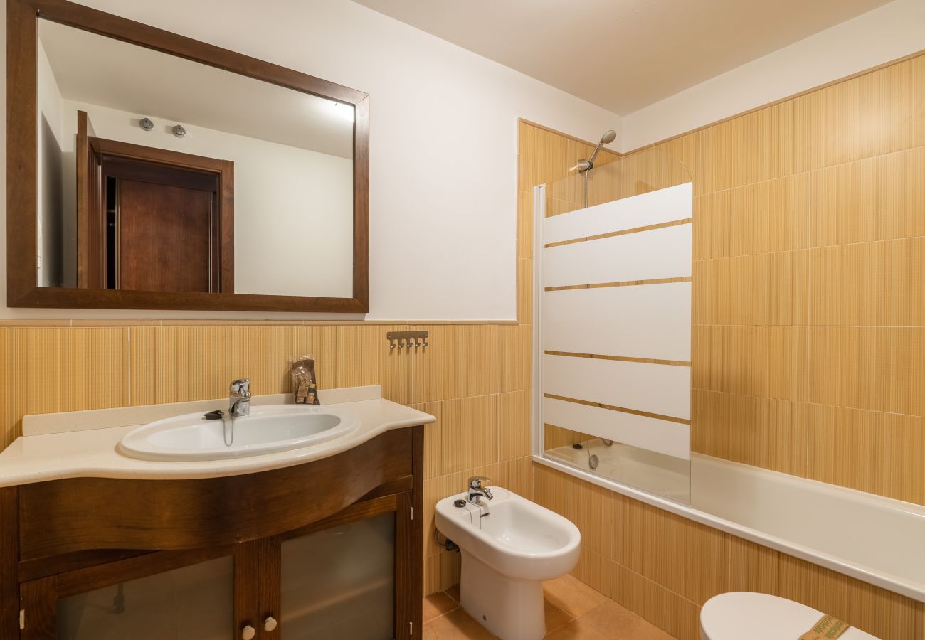 Apartamento em Isla Canela - Las Arenas - Haraganes Beach HLHA12P272