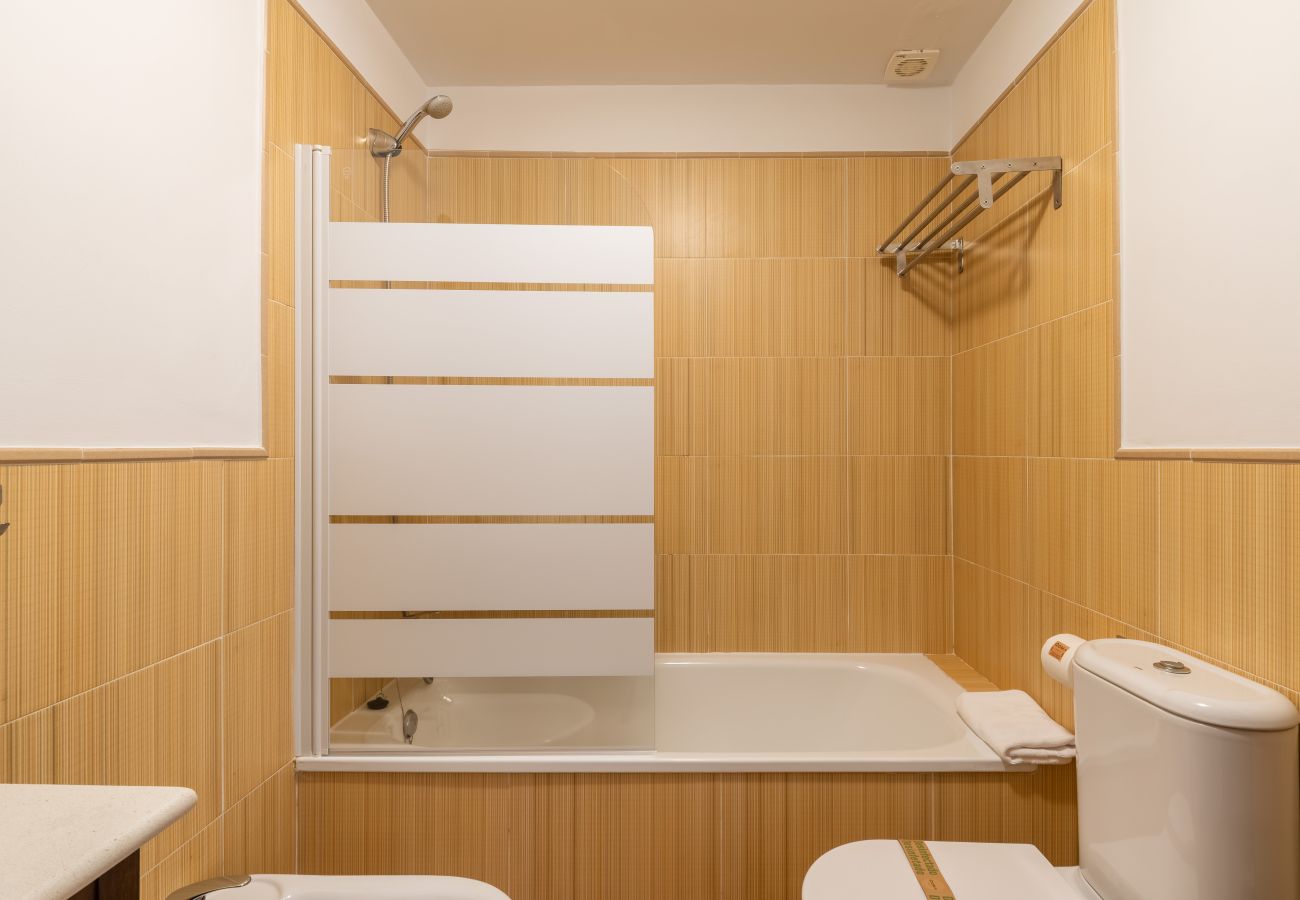 Apartamento em Isla Canela - Las Arenas - Haraganes Beach HLHA12P272