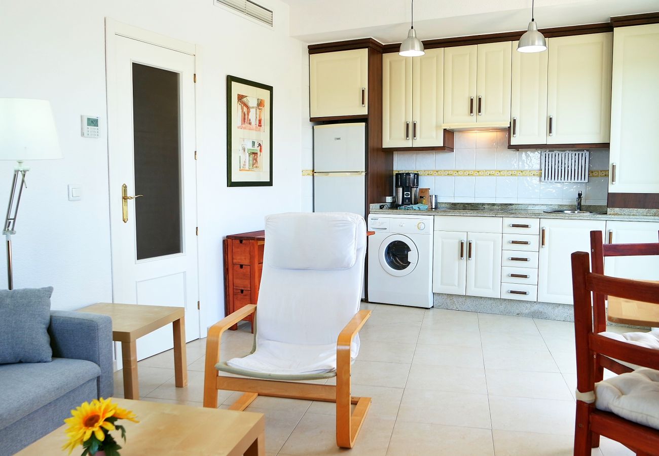 Apartment in Ayamonte - Apartamentos Cardenio - Ayamonte Centre AEHC3400SP